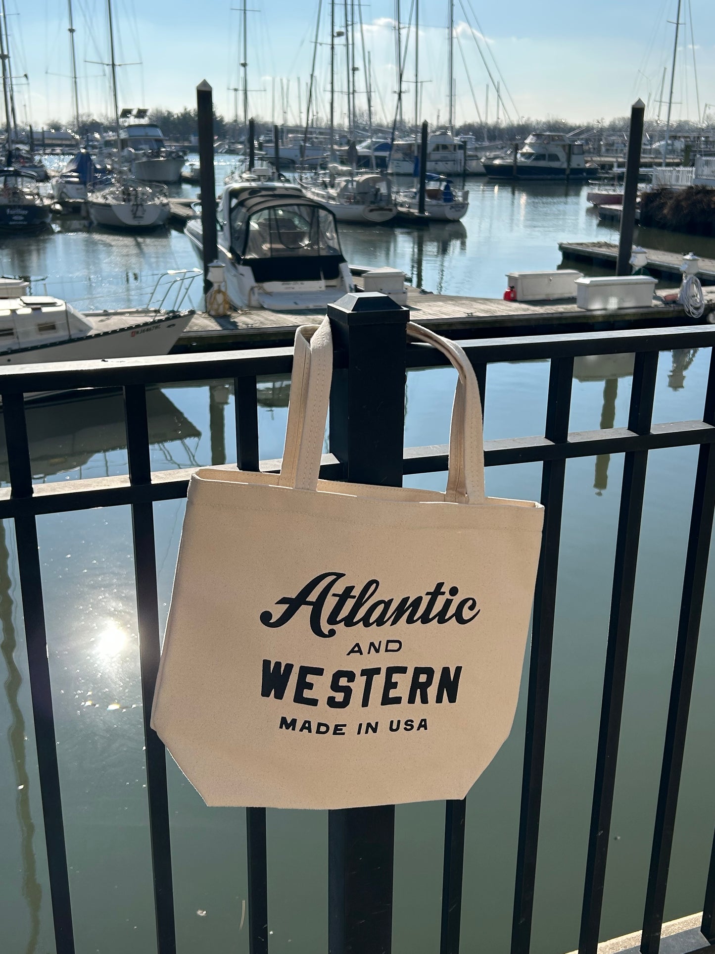 MADE IN USA Shore Tote Bag - Natural/Black