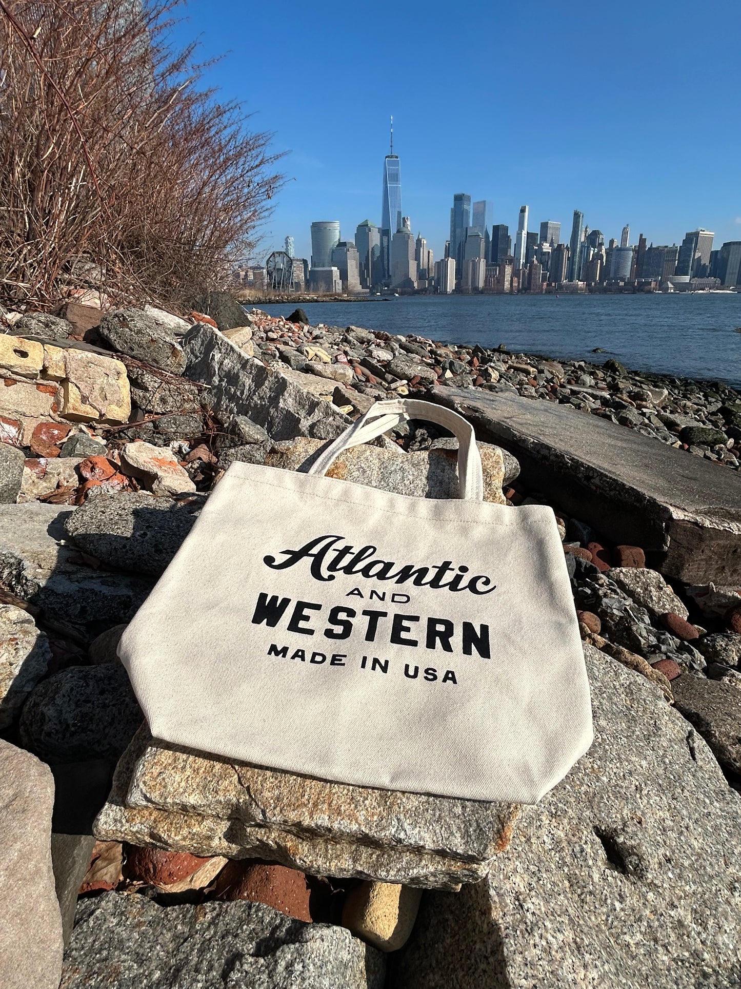 MADE IN USA Shore Tote Bag - Natural/Black
