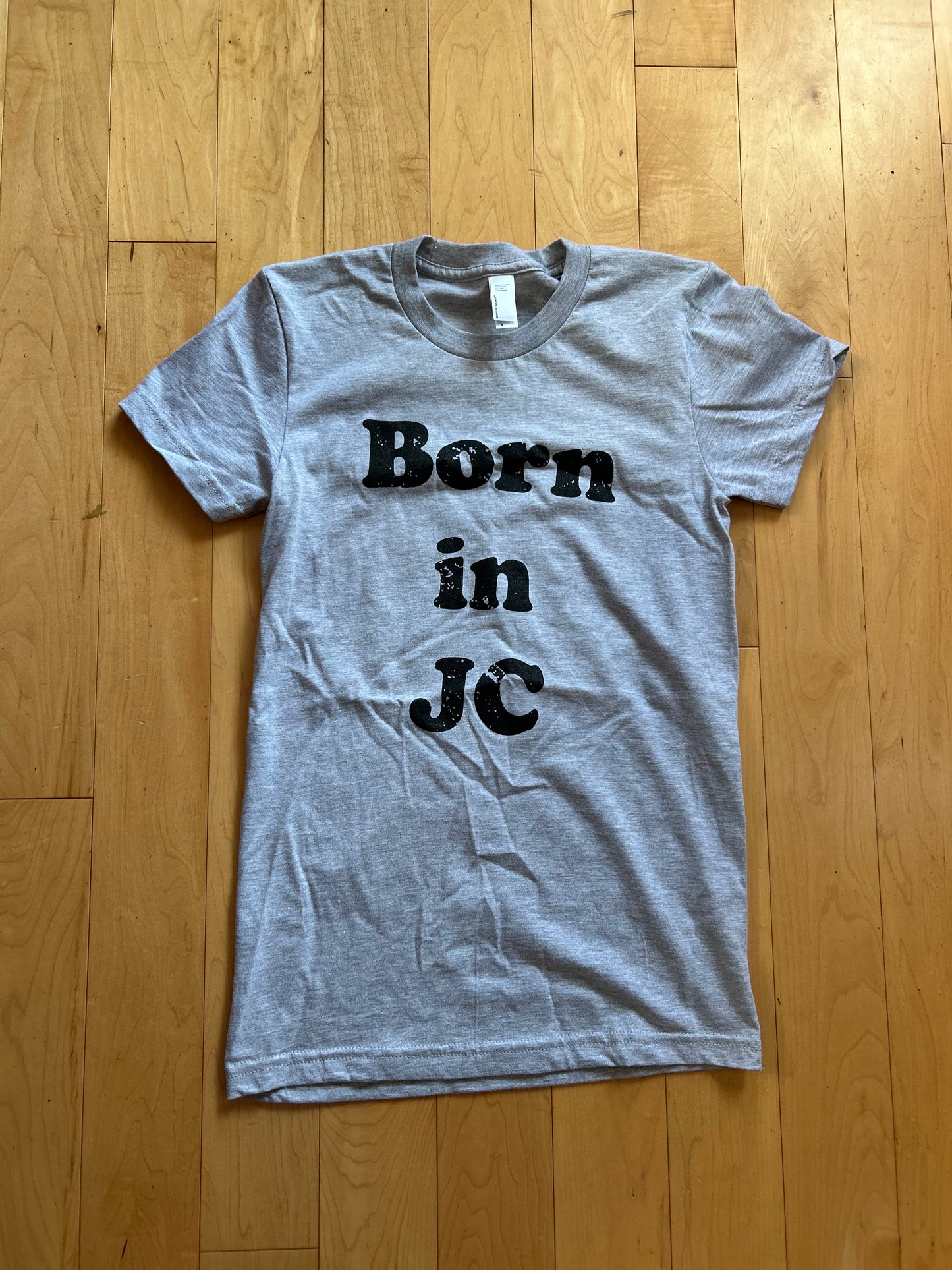 WOMEN'S MADE IN USA Born in New Jersey T-Shirt - Heather Grey/Black