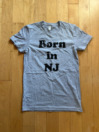 WOMEN'S MADE IN USA Born in Jersey City T-Shirt - Heather Grey/Black
